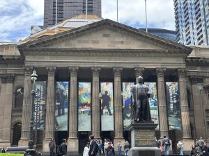 儀武黎さん、鈴木佳子さん、山岸准教授がオーストラリア・メルボルンで開催されたASPIRE会議にて研究成果発表